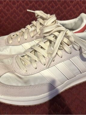 adidas Run 70s retro cream with Pink Casual Sneakers